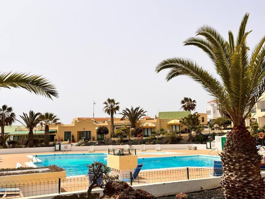 Puskas Apartman Costa De Antigua Extérieur photo