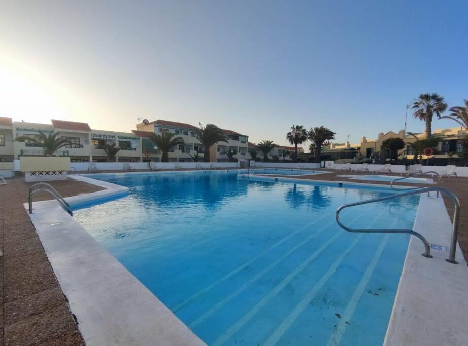 Puskas Apartman Costa De Antigua Extérieur photo